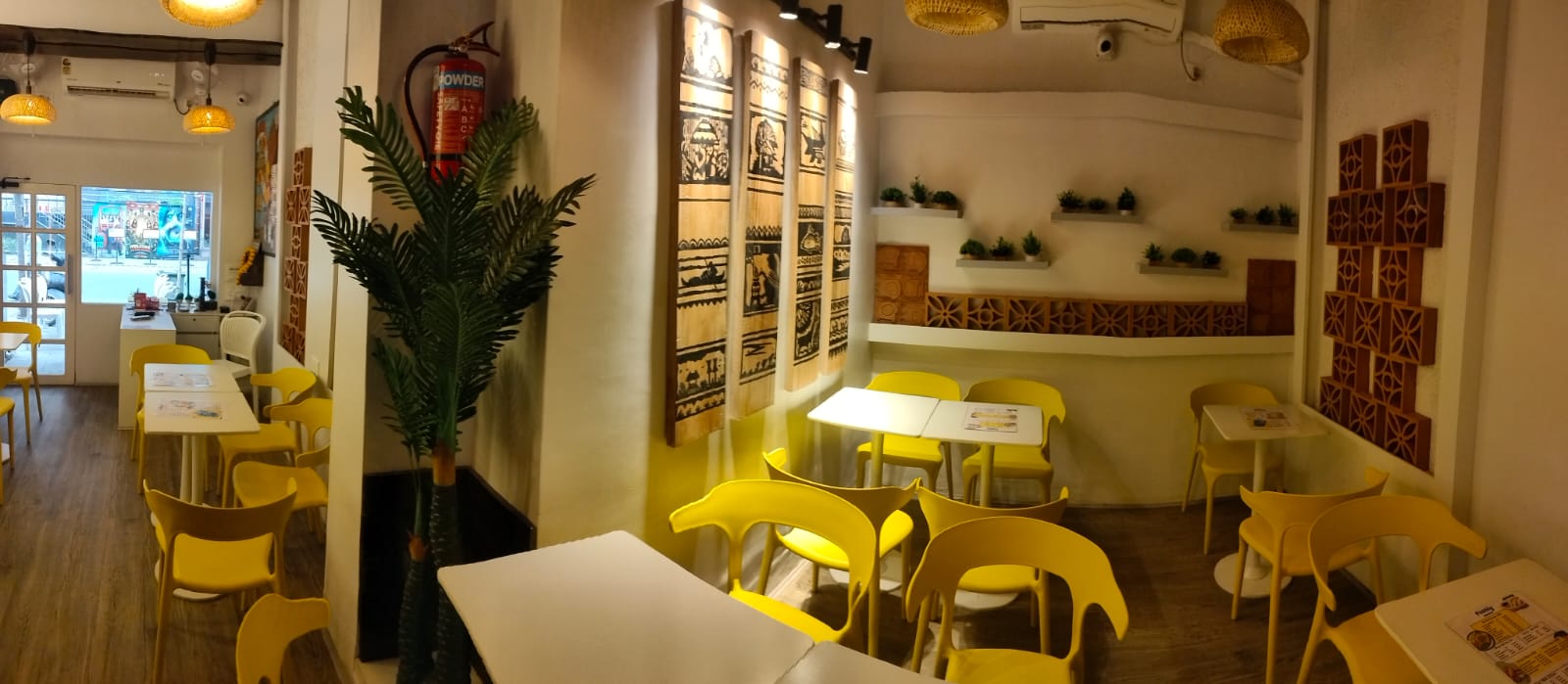 Interior of the Chandan Nagar outlet